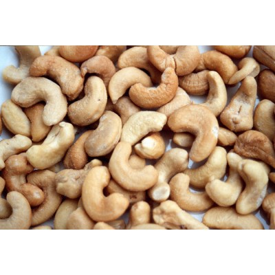 Cashew Nuts Whole 1kg